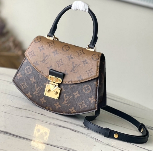 Replica Louis Vuitton Tilsitt Monogram Handbag M46548 Aaa